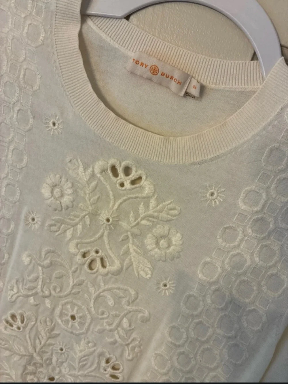 Tory Burch Cream Embroidered Short Sleeve Knit Sweater Top - Size S/P